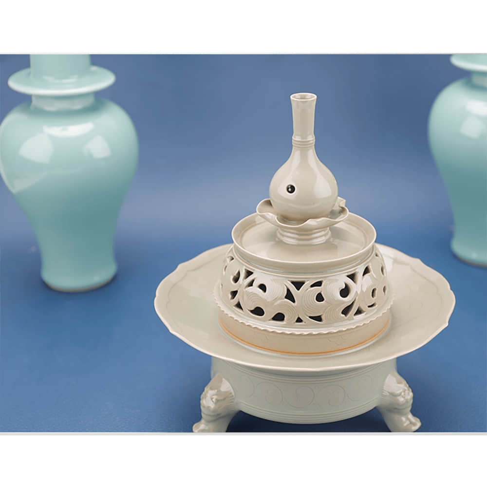 Zen Meditation Incense Burner | Hand-Thrown Ceramic for Clarity & Serenity