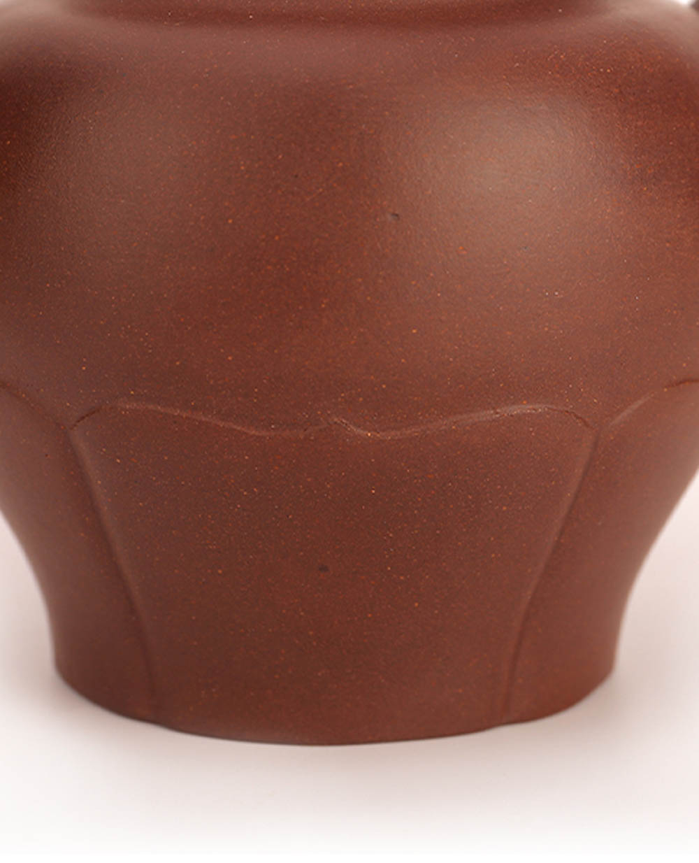 Chinese tea treasure: Song Dynasty purple clay teapot with dual-pore structure preserves aroma & fla
